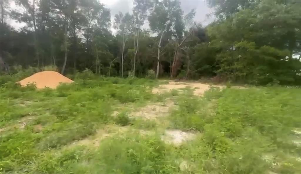 На продажу: $26,500 (0.18 acres)