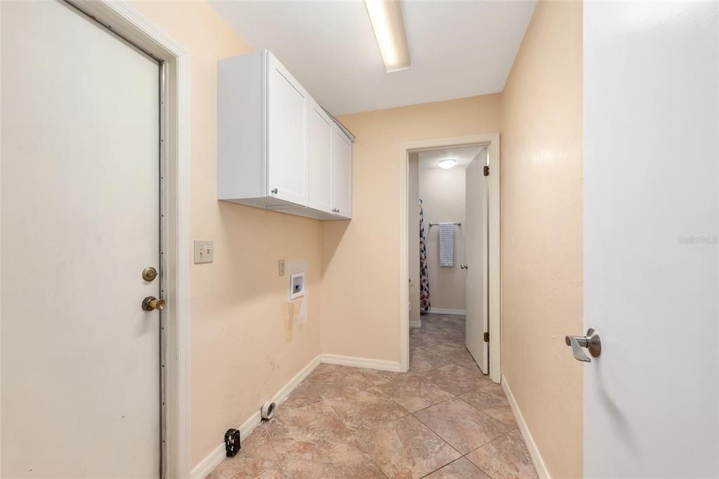 Activo con contrato: $537,000 (4 camas, 3 baños, 2175 Pies cuadrados)