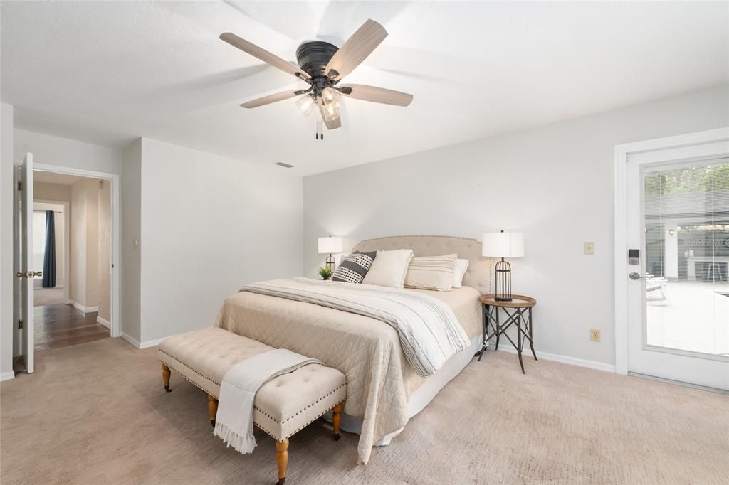 Activo con contrato: $537,000 (4 camas, 3 baños, 2175 Pies cuadrados)