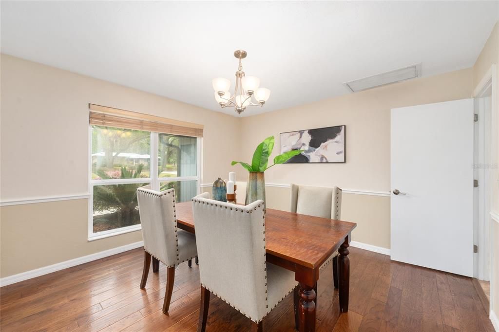 Activo con contrato: $537,000 (4 camas, 3 baños, 2175 Pies cuadrados)