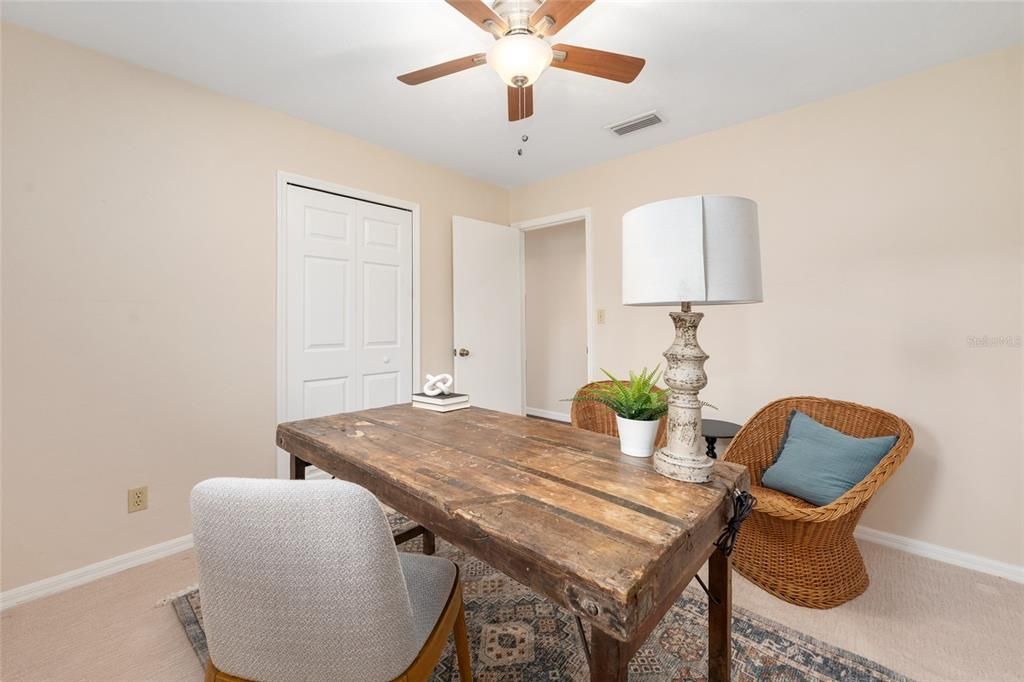 Activo con contrato: $537,000 (4 camas, 3 baños, 2175 Pies cuadrados)