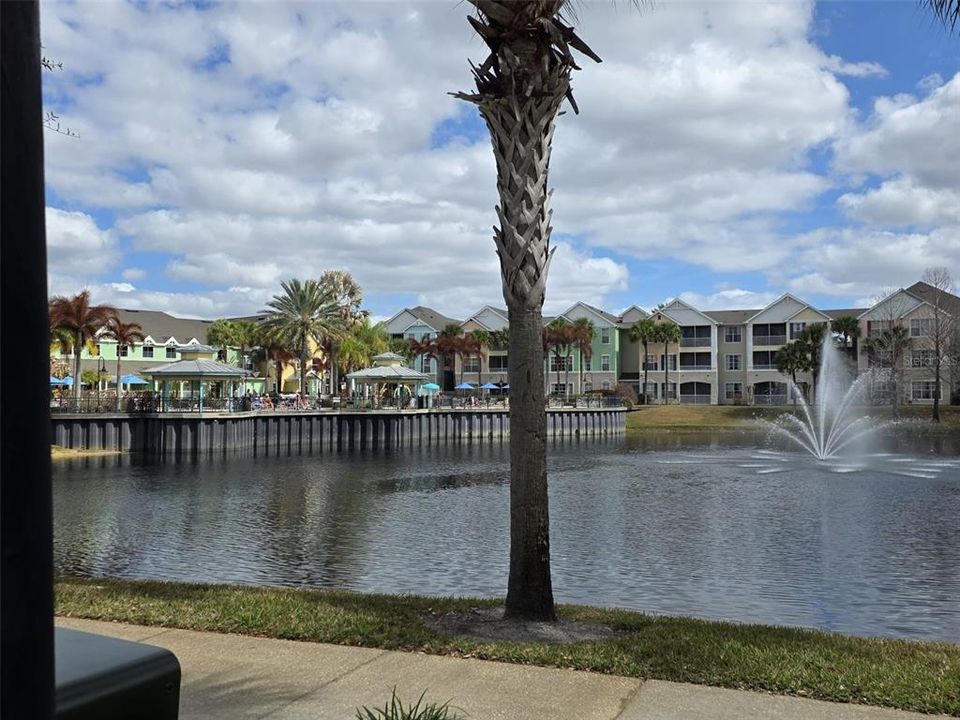 Active With Contract: $197,000 (1 beds, 1 baths, 809 Square Feet)