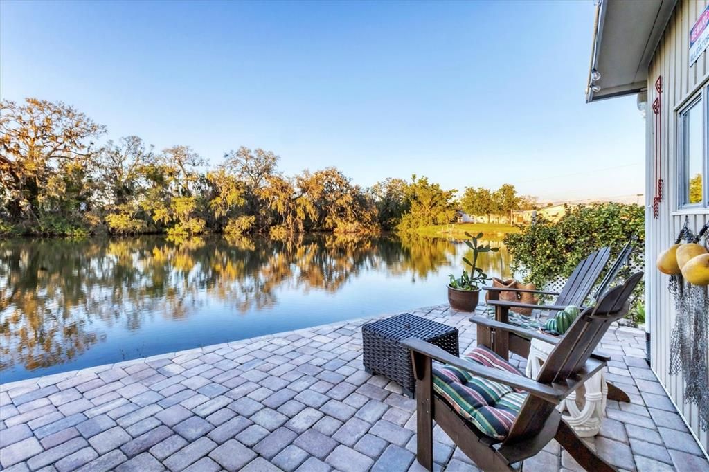 For Sale: $189,900 (2 beds, 2 baths, 1152 Square Feet)