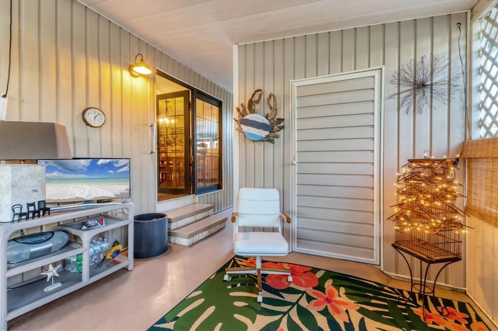 For Sale: $189,900 (2 beds, 2 baths, 1152 Square Feet)