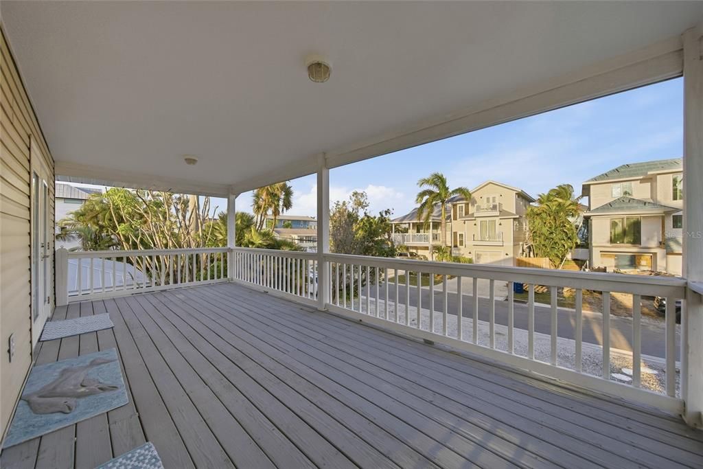 For Sale: $965,000 (2 beds, 2 baths, 1056 Square Feet)