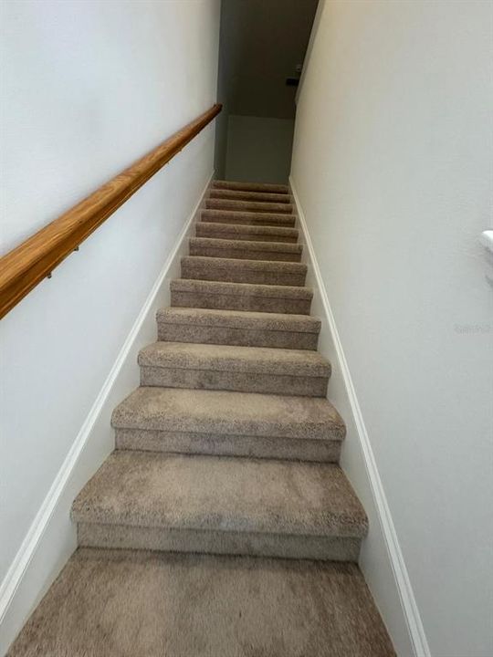 Activo con contrato: $375,000 (3 camas, 2 baños, 1597 Pies cuadrados)