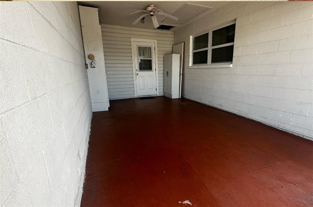 Activo con contrato: $115,000 (2 camas, 1 baños, 1052 Pies cuadrados)