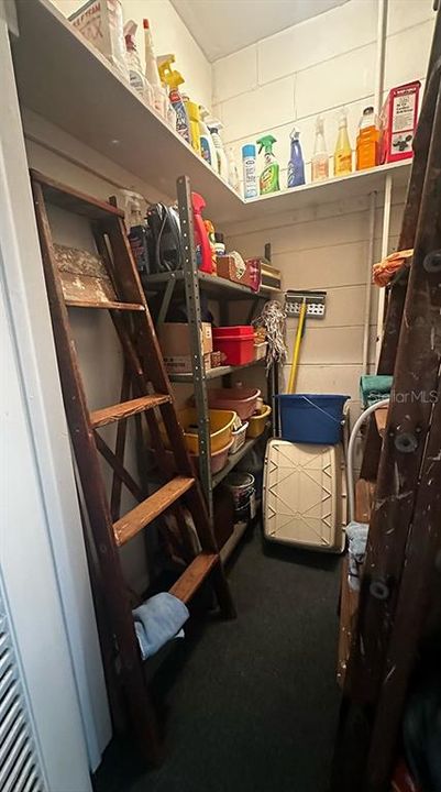 Activo con contrato: $115,000 (2 camas, 1 baños, 1052 Pies cuadrados)
