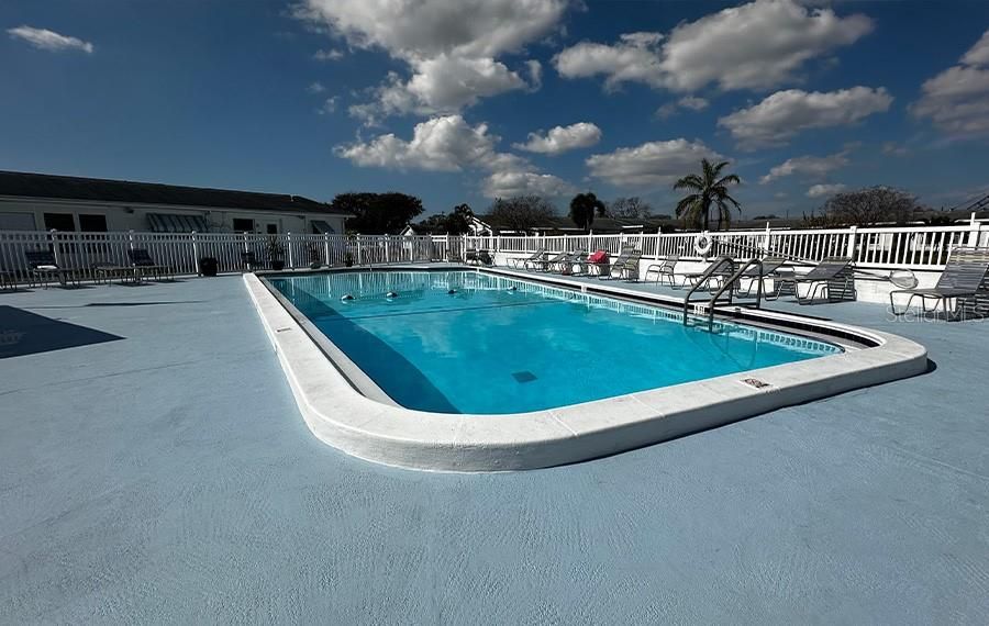 Activo con contrato: $115,000 (2 camas, 1 baños, 1052 Pies cuadrados)