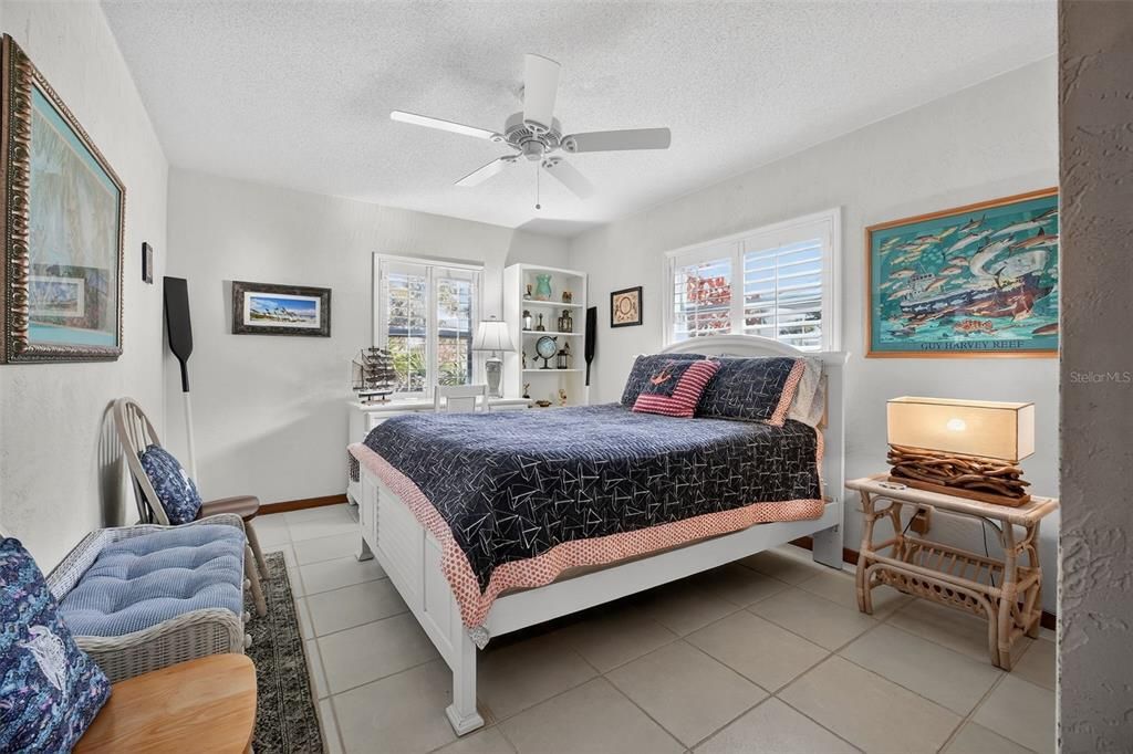 For Sale: $1,195,000 (3 beds, 3 baths, 1806 Square Feet)