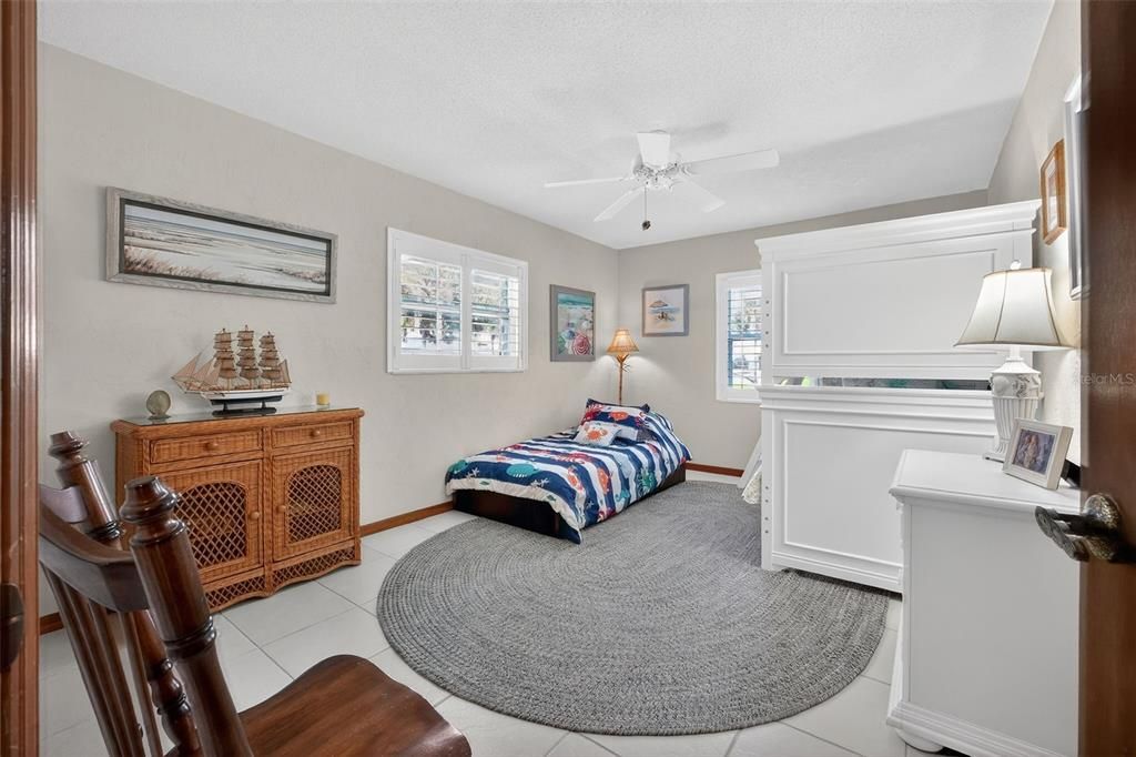 For Sale: $1,195,000 (3 beds, 3 baths, 1806 Square Feet)