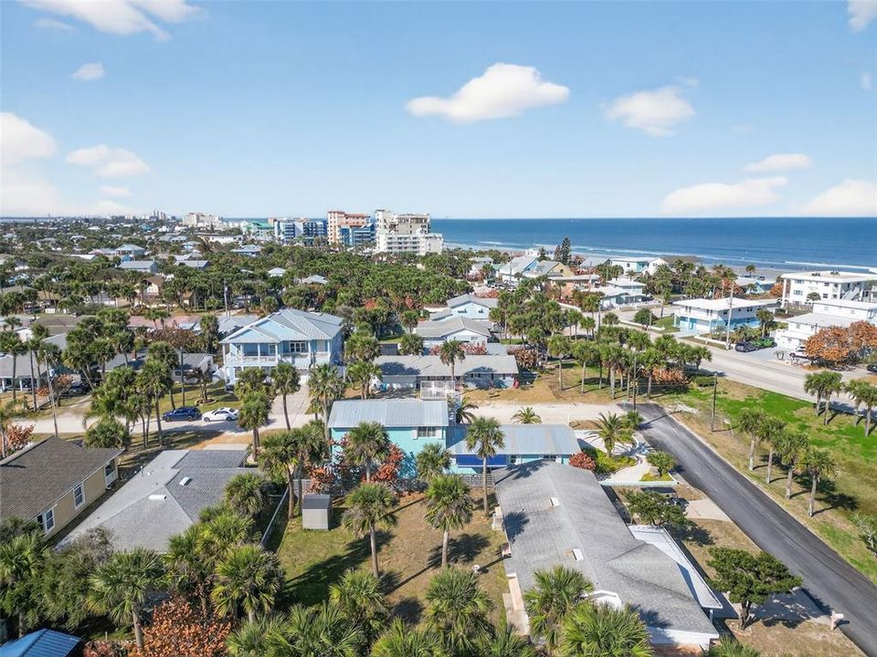 For Sale: $1,195,000 (3 beds, 3 baths, 1806 Square Feet)