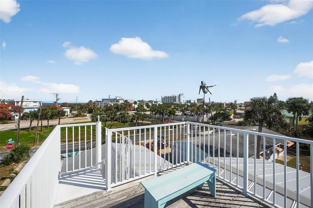 For Sale: $1,195,000 (3 beds, 3 baths, 1806 Square Feet)