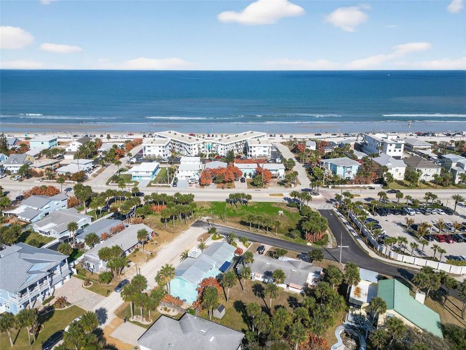 For Sale: $1,195,000 (3 beds, 3 baths, 1806 Square Feet)
