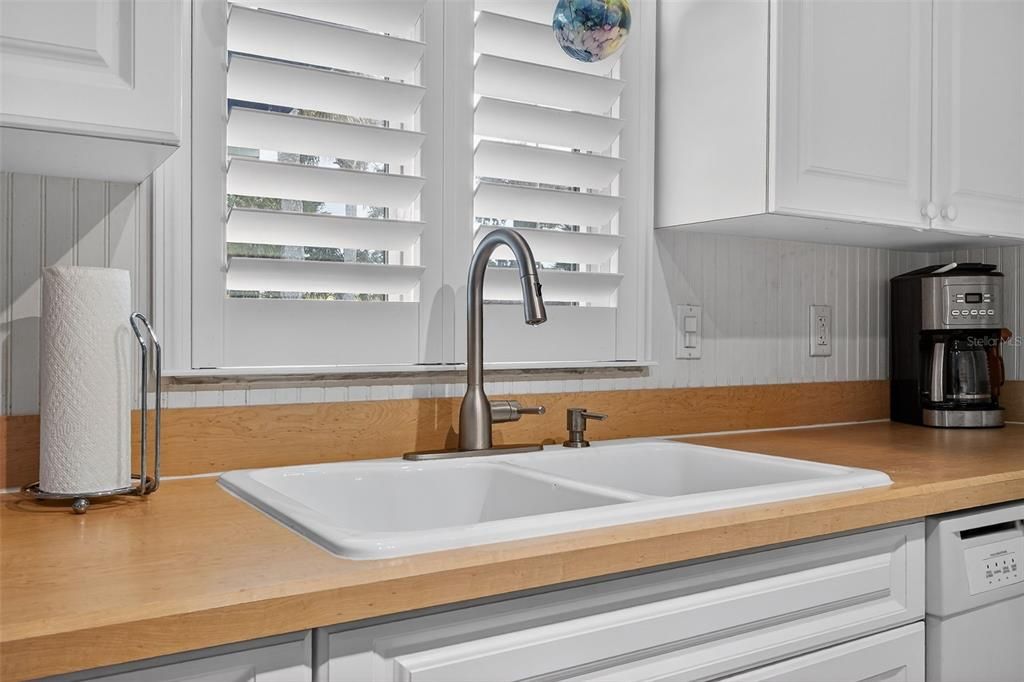 For Sale: $1,195,000 (3 beds, 3 baths, 1806 Square Feet)