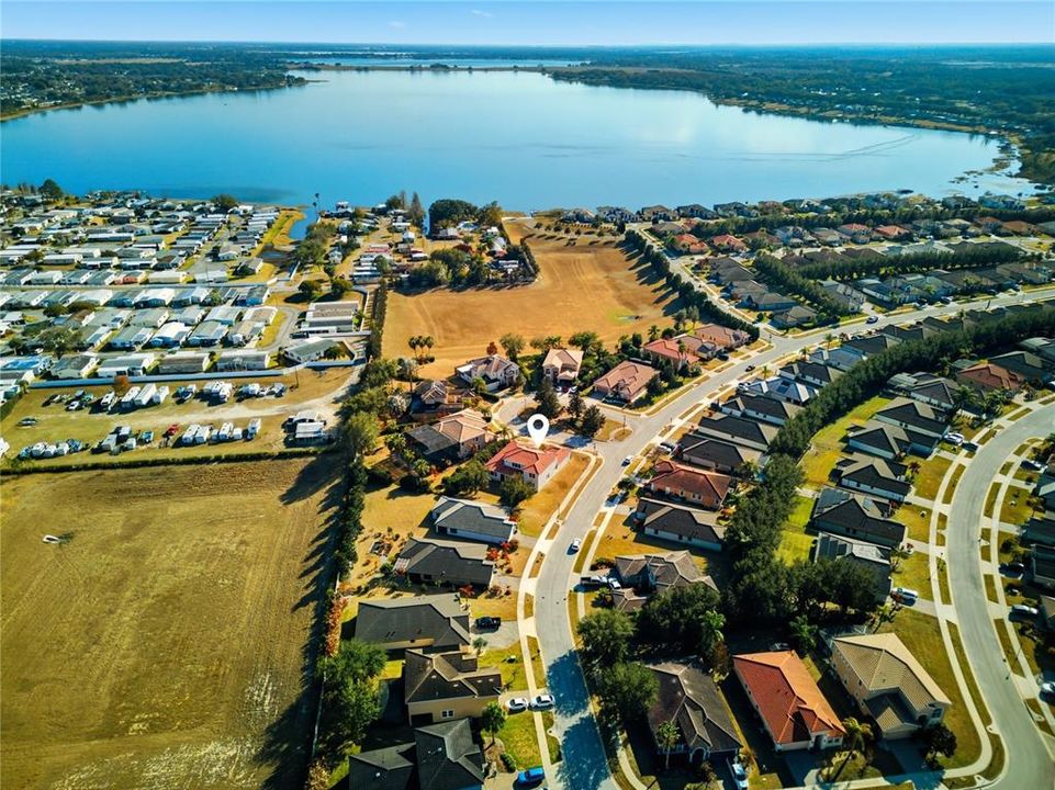 На продажу: $589,900 (5 спален, 4 ванн, 3545 Квадратных фут)