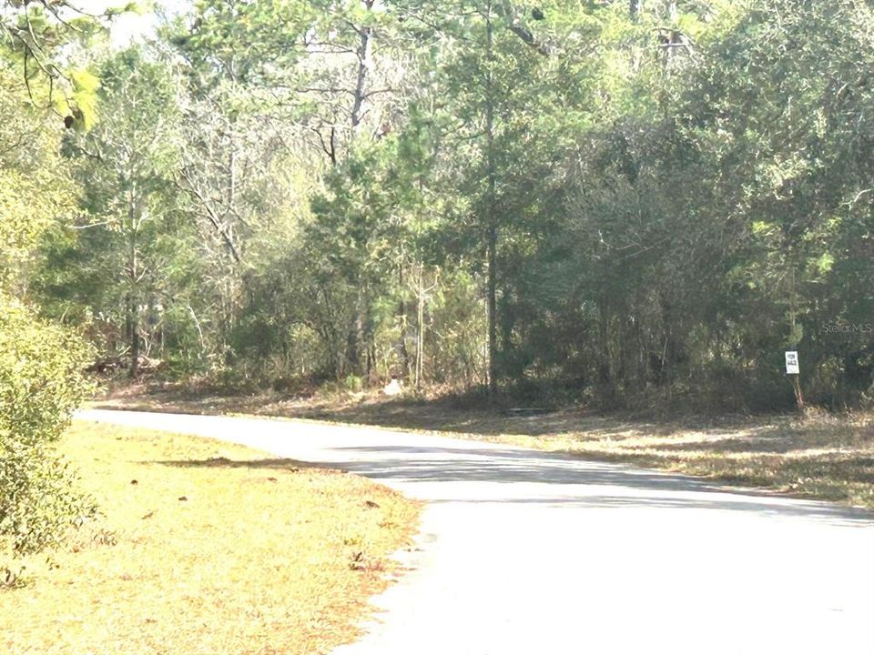 En Venta: $69,900 (1.22 acres)