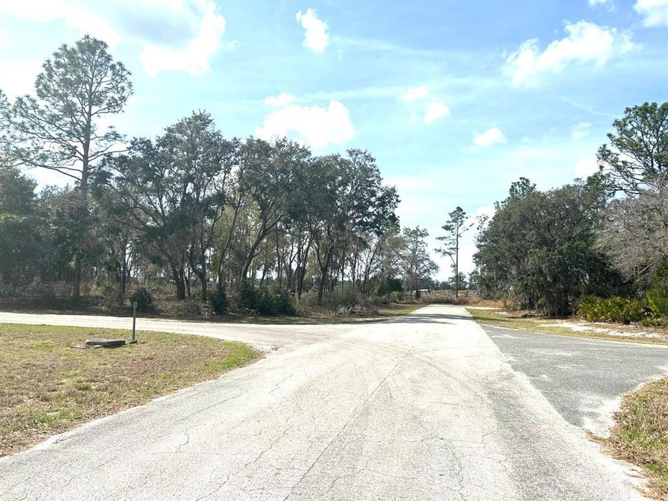 En Venta: $69,900 (1.22 acres)