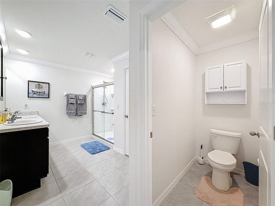 Active With Contract: $298,000 (3 beds, 2 baths, 1676 Square Feet)