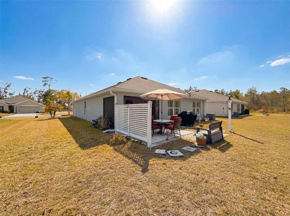 Active With Contract: $298,000 (3 beds, 2 baths, 1676 Square Feet)