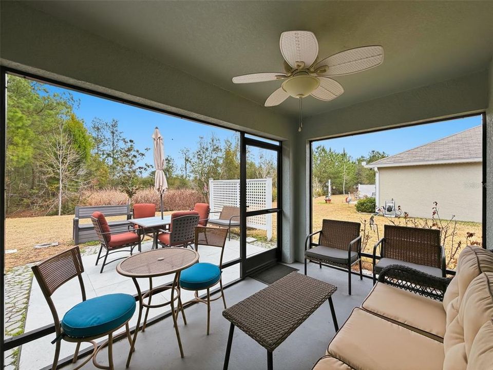 Active With Contract: $298,000 (3 beds, 2 baths, 1676 Square Feet)