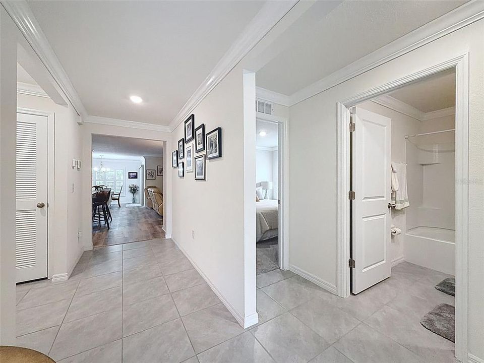 Active With Contract: $298,000 (3 beds, 2 baths, 1676 Square Feet)