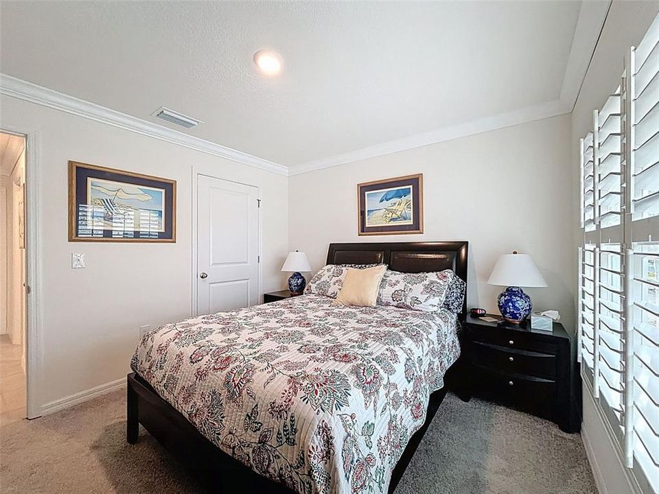 Active With Contract: $298,000 (3 beds, 2 baths, 1676 Square Feet)