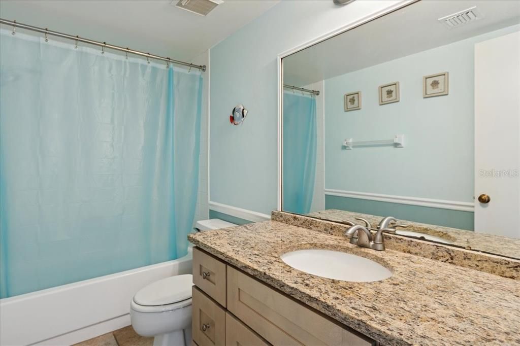 For Sale: $495,000 (2 beds, 2 baths, 1256 Square Feet)