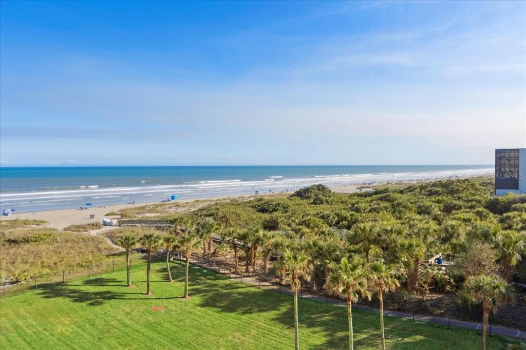 For Sale: $495,000 (2 beds, 2 baths, 1256 Square Feet)