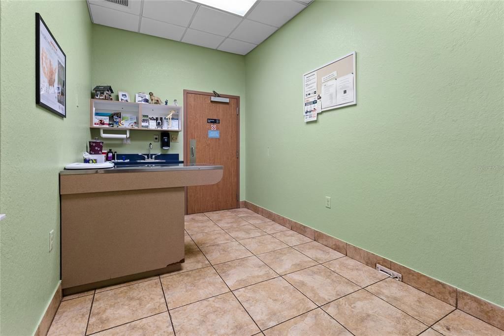 For Sale: $2,100,000 (0 beds, 0 baths, 7159 Square Feet)