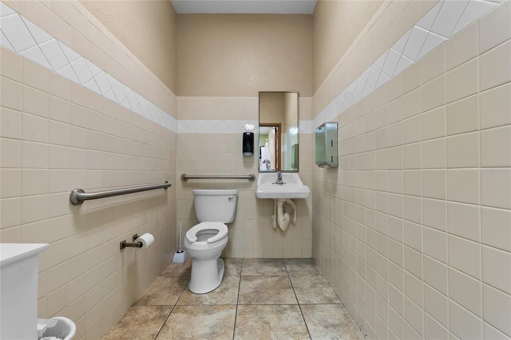 For Sale: $2,100,000 (0 beds, 0 baths, 7159 Square Feet)