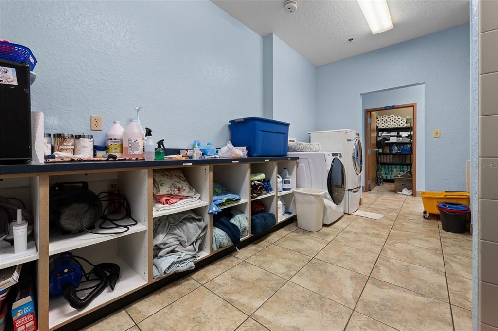 For Sale: $2,100,000 (0 beds, 0 baths, 7159 Square Feet)