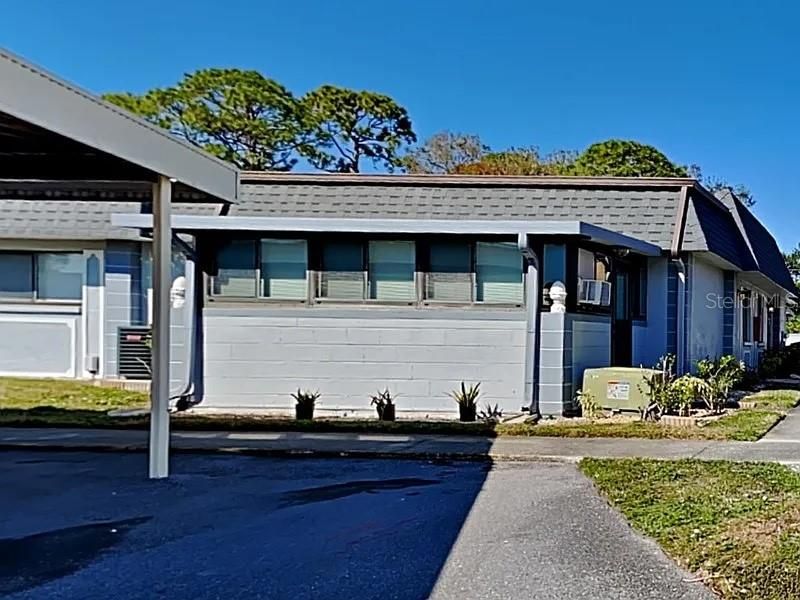 Recently Sold: $149,000 (2 beds, 2 baths, 975 Square Feet)