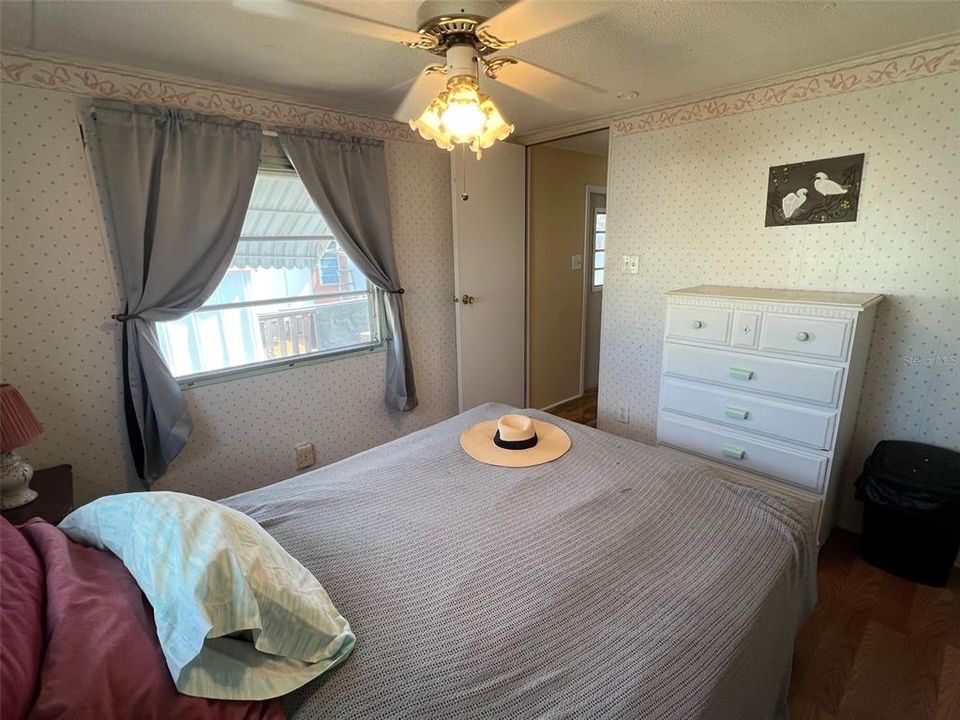 На продажу: $58,900 (1 спален, 1 ванн, 480 Квадратных фут)