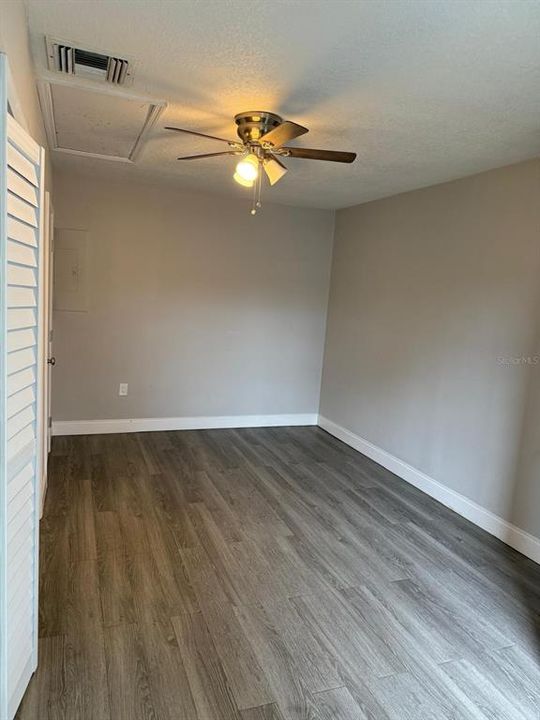 For Sale: $270,000 (3 beds, 1 baths, 1318 Square Feet)