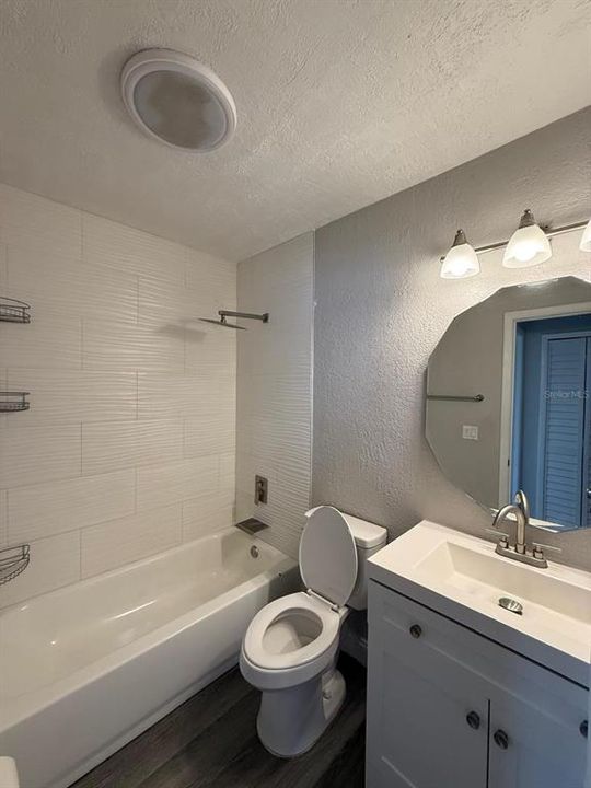 For Sale: $270,000 (3 beds, 1 baths, 1318 Square Feet)