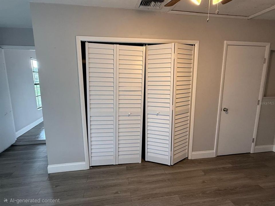 For Sale: $270,000 (3 beds, 1 baths, 1318 Square Feet)