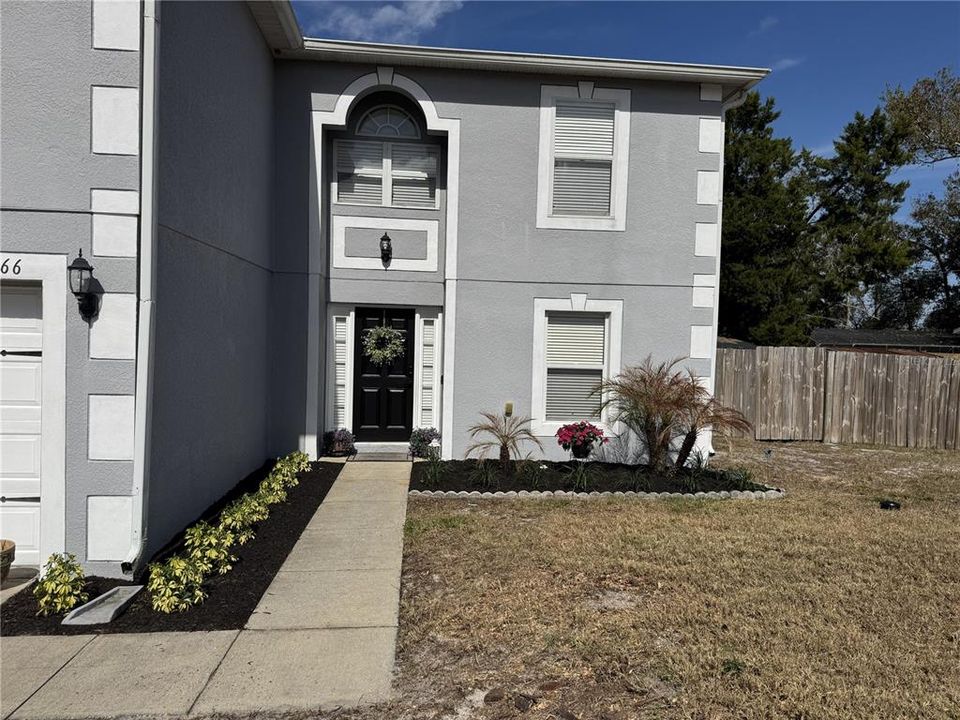 En Venta: $410,000 (4 camas, 2 baños, 2852 Pies cuadrados)