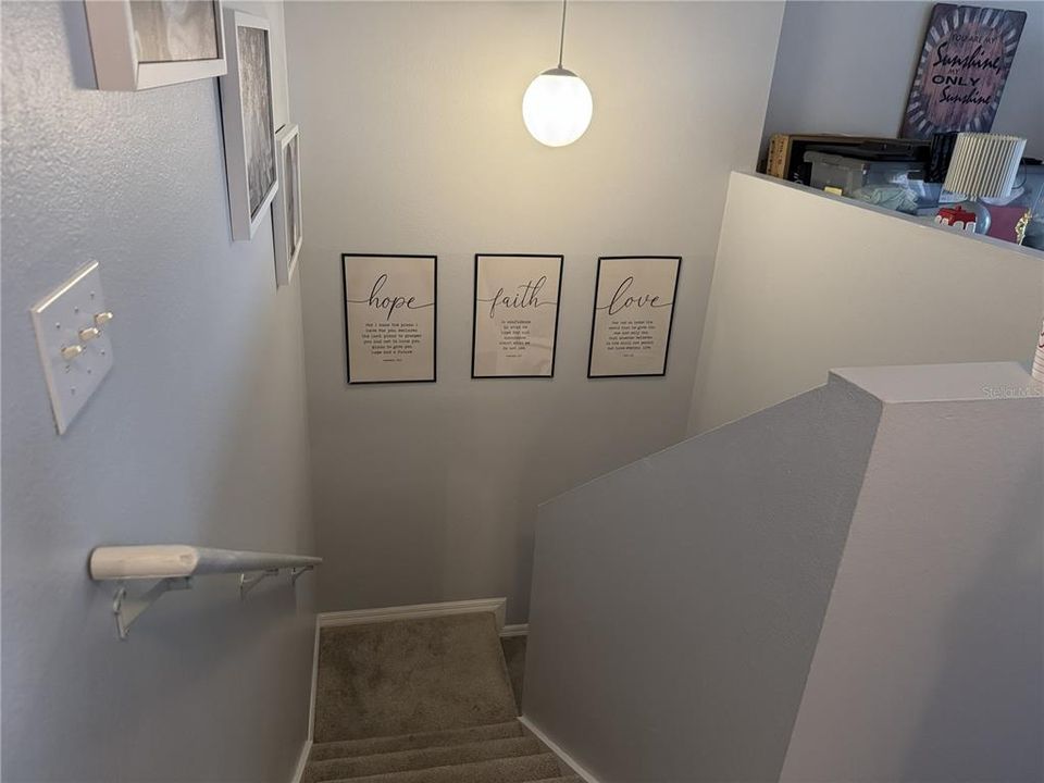 En Venta: $410,000 (4 camas, 2 baños, 2852 Pies cuadrados)