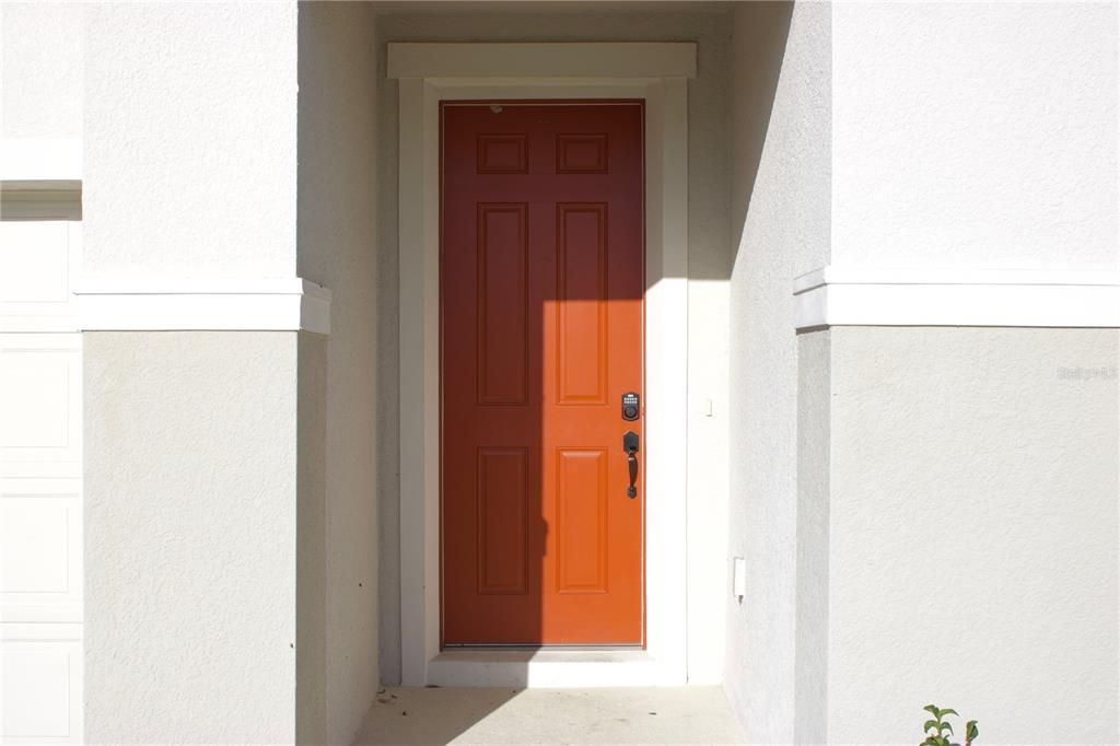 For Rent: $1,295 (1 beds, 1 baths, 900 Square Feet)