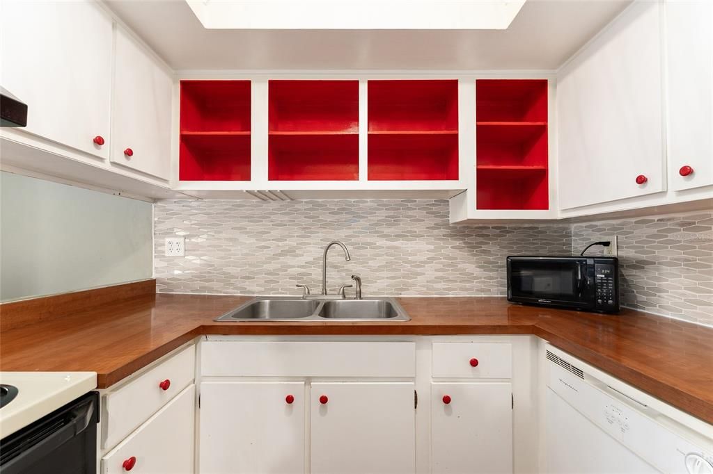 В аренду: $1,450 (2 спален, 2 ванн, 1035 Квадратных фут)