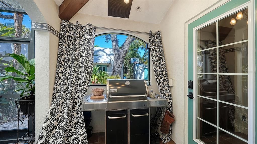 En Venta: $2,700,000 (4 camas, 3 baños, 3110 Pies cuadrados)