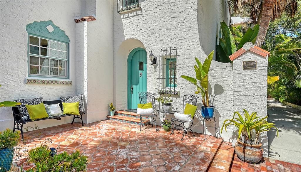 En Venta: $2,700,000 (4 camas, 3 baños, 3110 Pies cuadrados)
