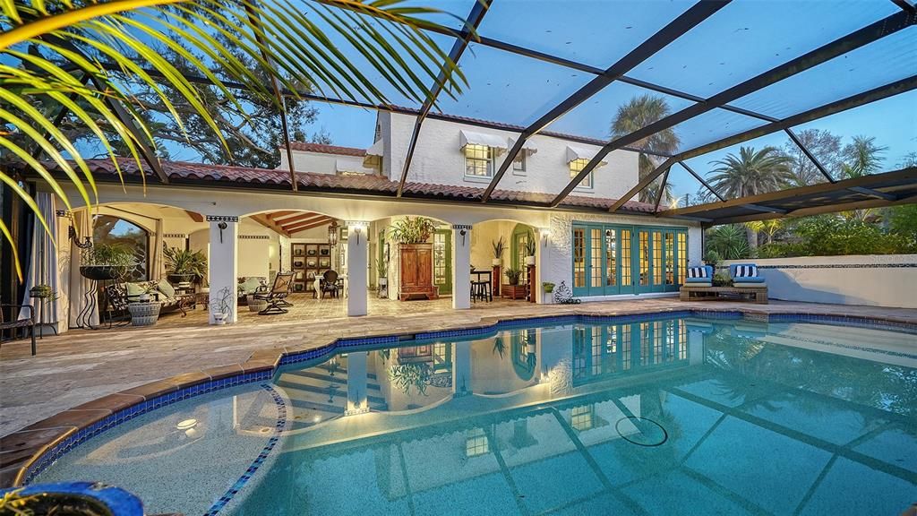 En Venta: $2,700,000 (4 camas, 3 baños, 3110 Pies cuadrados)