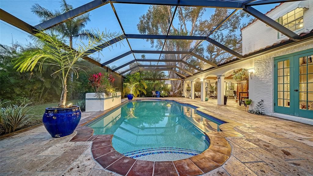 En Venta: $2,700,000 (4 camas, 3 baños, 3110 Pies cuadrados)