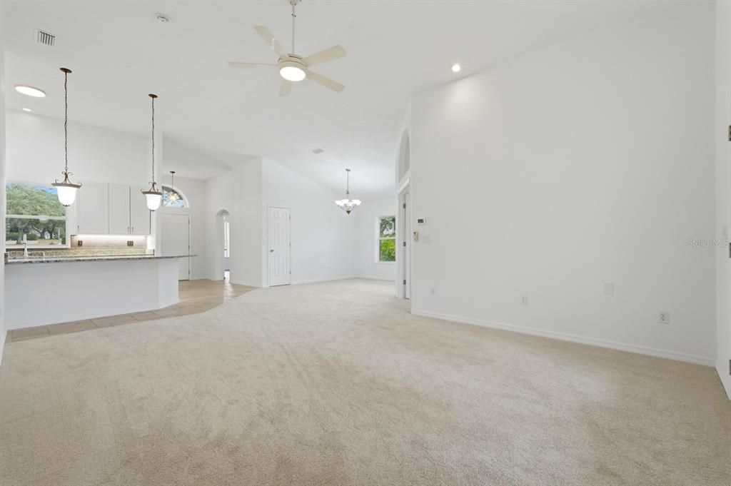 En Venta: $498,000 (3 camas, 2 baños, 1681 Pies cuadrados)