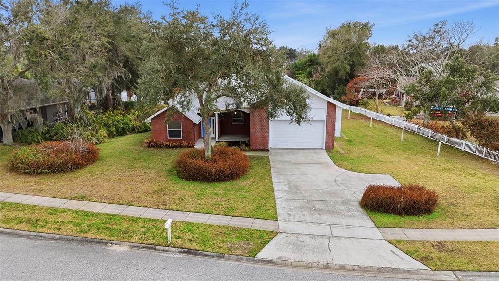 En Venta: $498,000 (3 camas, 2 baños, 1681 Pies cuadrados)