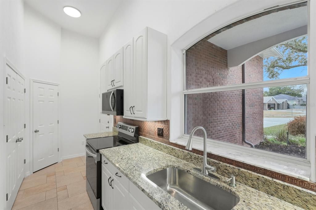 En Venta: $498,000 (3 camas, 2 baños, 1681 Pies cuadrados)