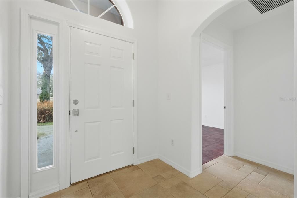 En Venta: $498,000 (3 camas, 2 baños, 1681 Pies cuadrados)