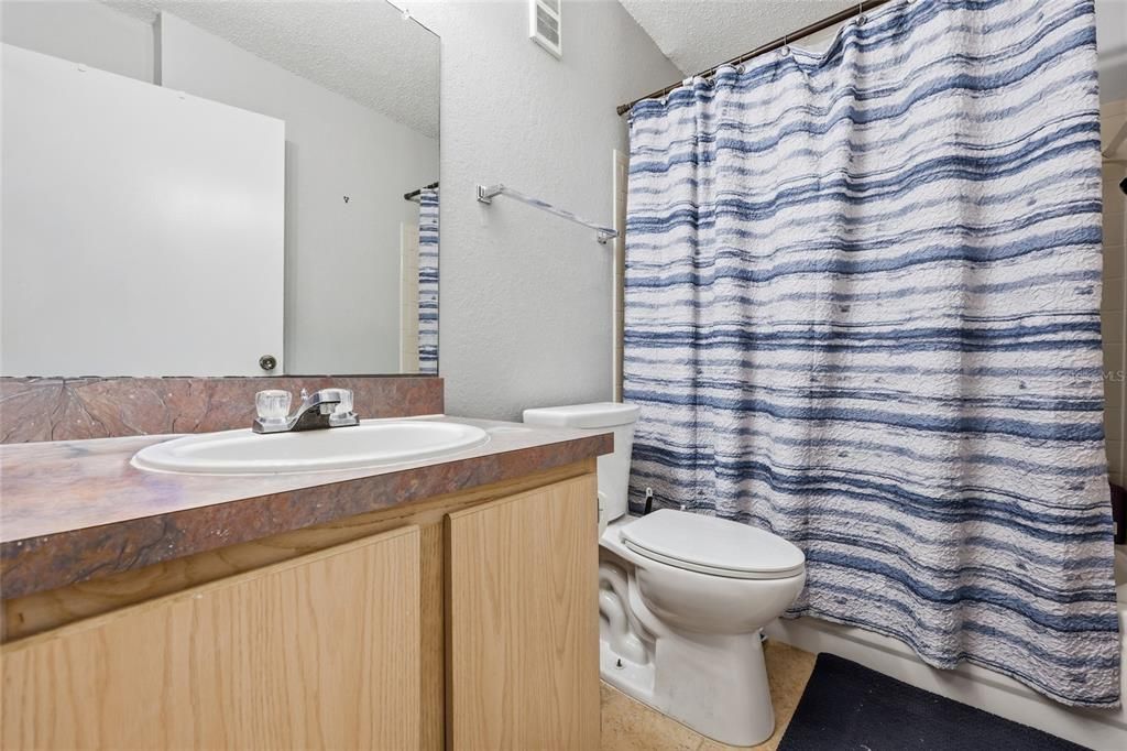 Activo con contrato: $173,000 (3 camas, 3 baños, 1198 Pies cuadrados)